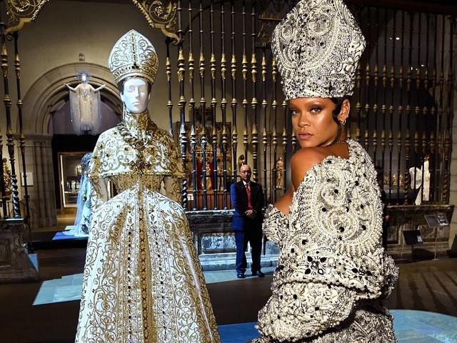 https://media.breitbart.com/media/2018/05/Gala-Rihanna.jpg